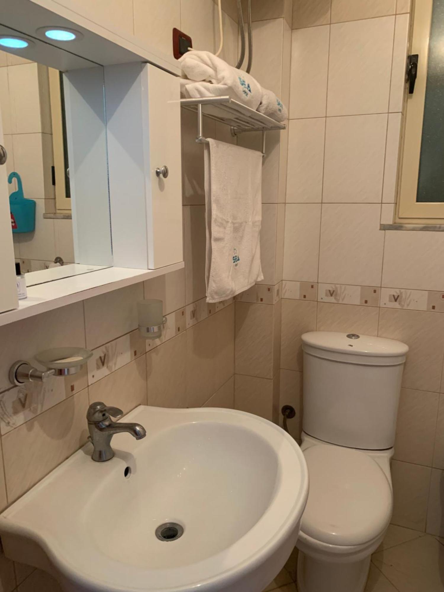 Lungomare Apartment Sea Home Vlorë Buitenkant foto