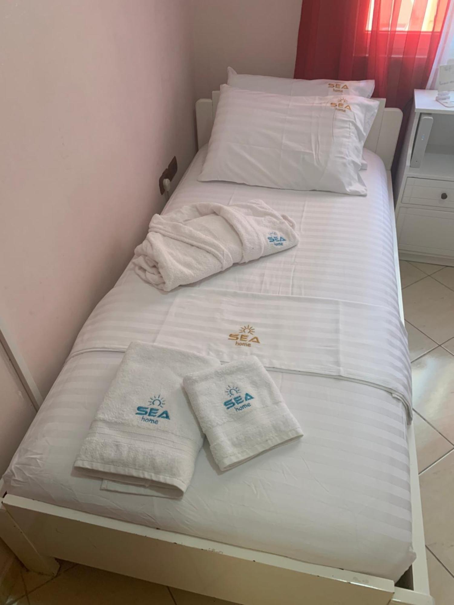 Lungomare Apartment Sea Home Vlorë Buitenkant foto