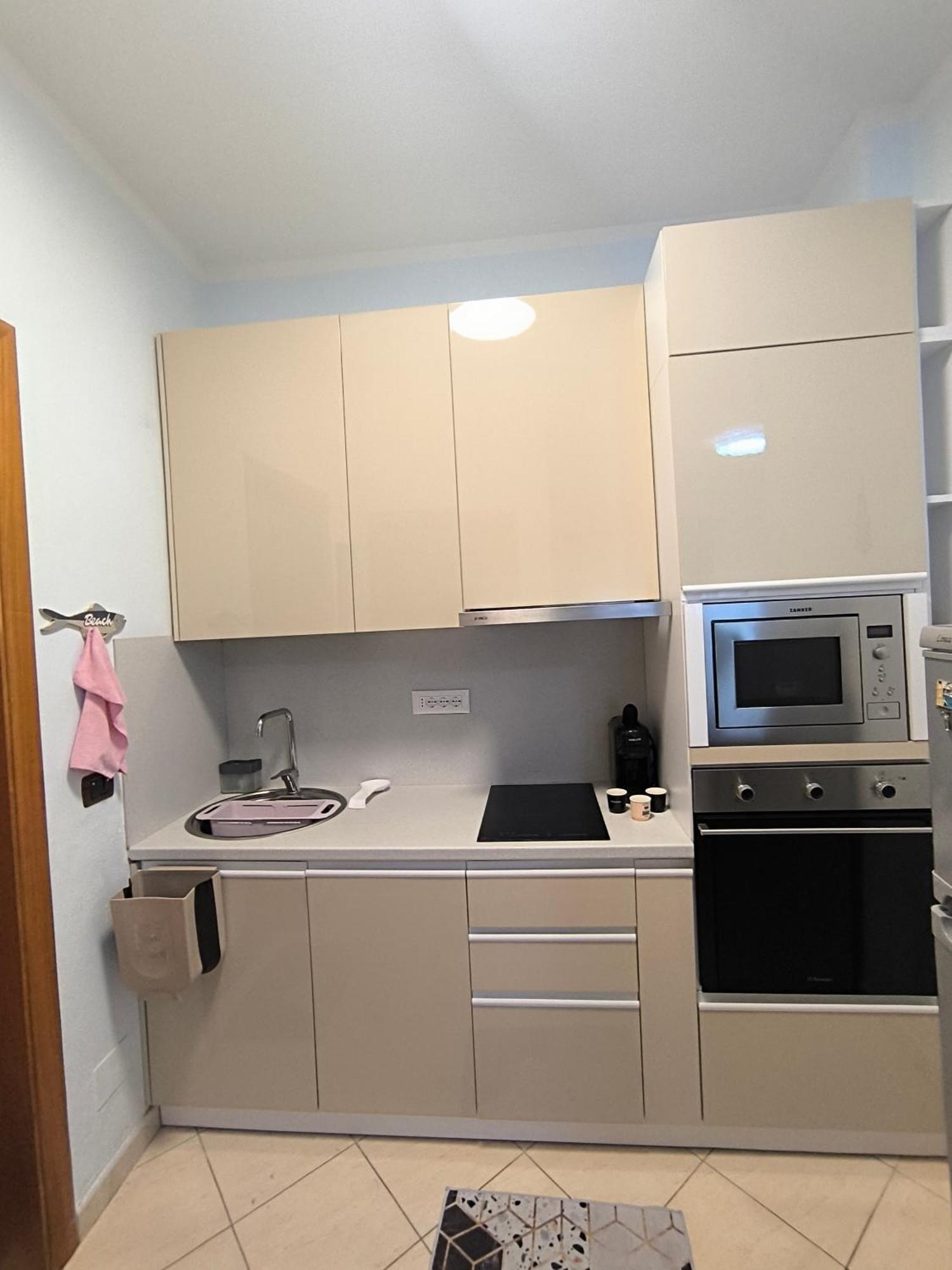 Lungomare Apartment Sea Home Vlorë Buitenkant foto